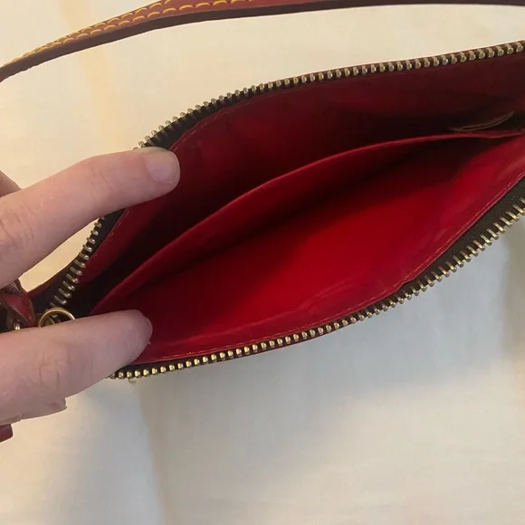 Dooney & Bourke Clutch - Picture 4 of 5